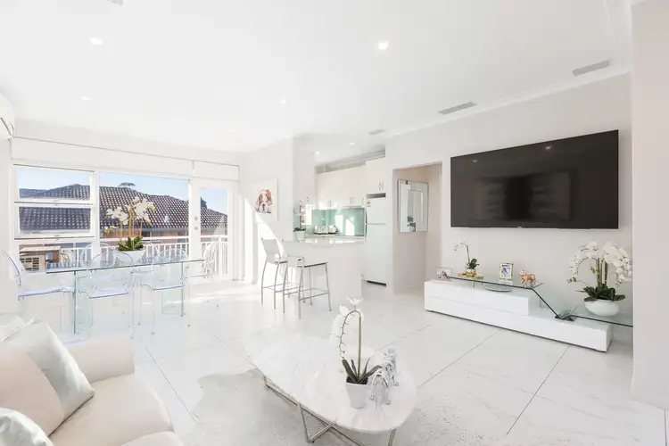 Main view of Homely apartment listing, 8/76 Kingsway, Cronulla NSW 2230