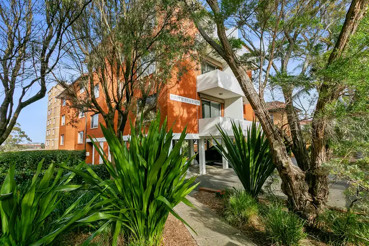 Fourth view of Homely apartment listing, 4/42 Seaview Street, Cronulla NSW 2230