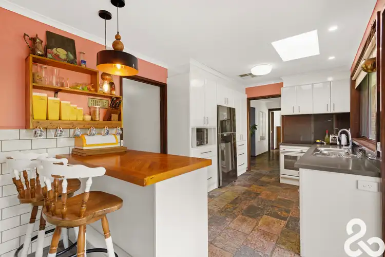 Fourth view of Homely house listing, 18 Dunbar Court, Lalor VIC 3075