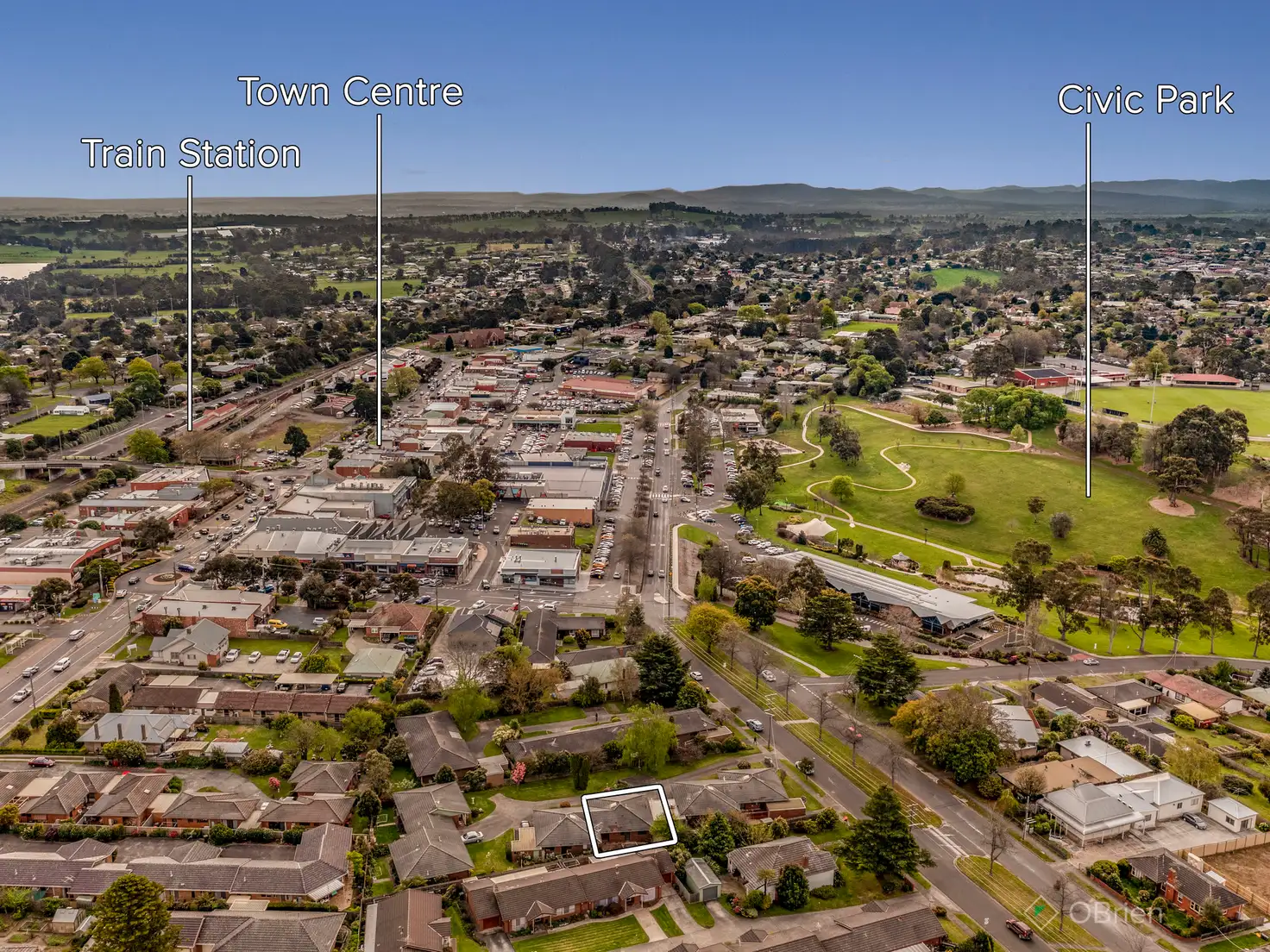 Main view of Homely unit listing, 3/30 Young Street, Drouin VIC 3818