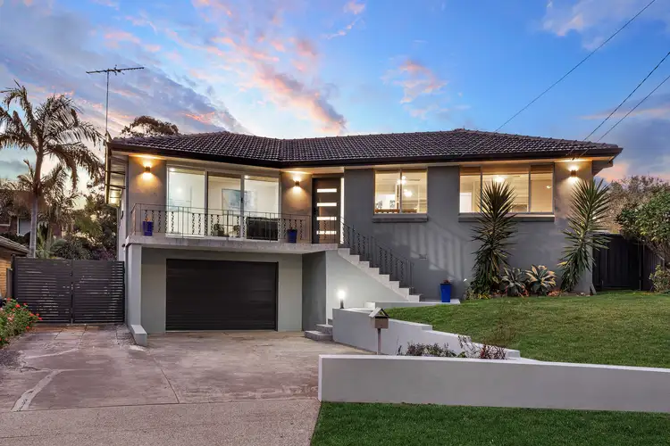 9 Sturt Avenue, Georges Hall NSW 2198