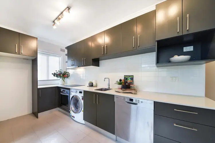 Third view of Homely apartment listing, 10/2B Milner Crescent, Wollstonecraft NSW 2065