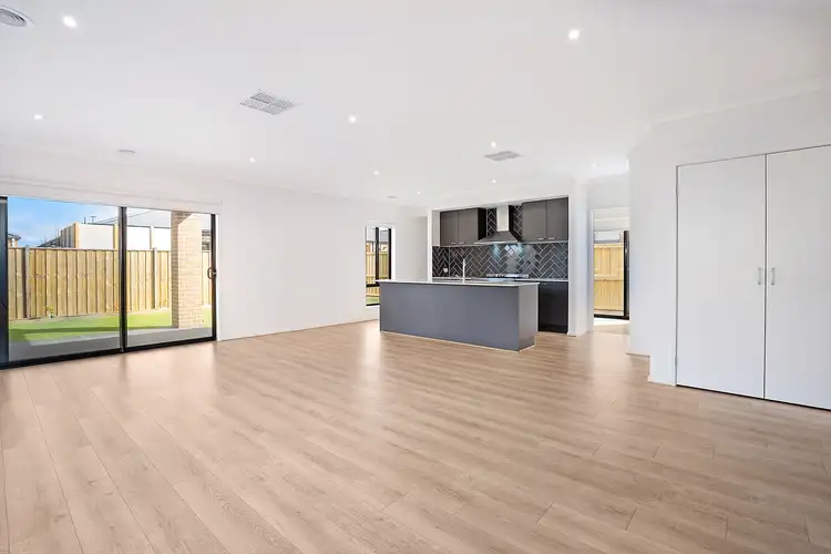 Sixth view of Homely house listing, 10 Serene Avenue, Armstrong Creek VIC 3217