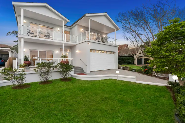 74 Edgecliffe Esplanade, Seaforth NSW 2092