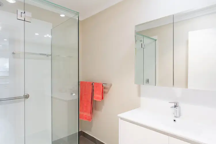 Fifth view of Homely unit listing, 3/120 Cuthberts Road, Alfredton VIC 3350