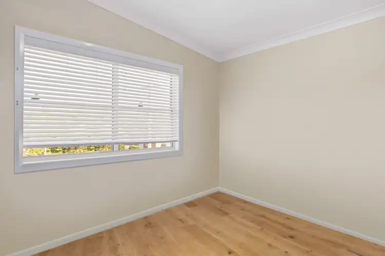 Fifth view of Homely house listing, 10 Kevin Street, Mannering Park NSW 2259