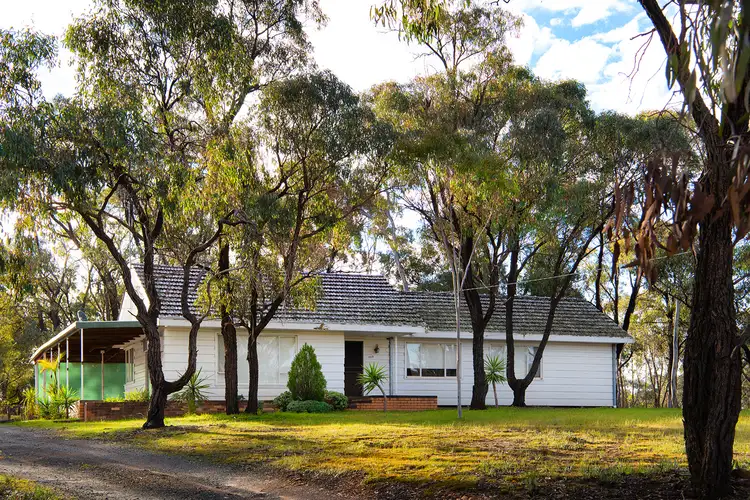 103-105 Prouses Road, North Bendigo VIC 3550