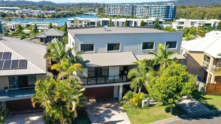 Main view of Homely townhouse listing, 2/9 Mapleton Circuit, Varsity Lakes QLD 4227