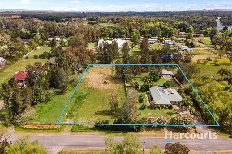 18 David Drive, Salt Ash NSW 2318