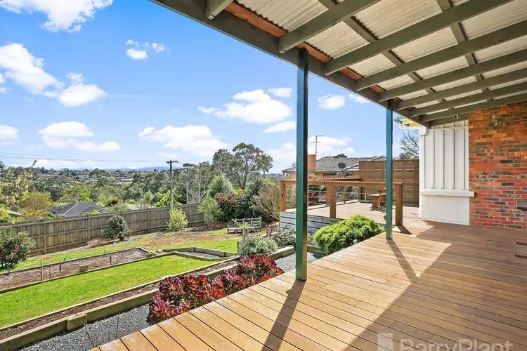 Fifth view of Homely house listing, 2 Balmoral Crescent, Drouin VIC 3818