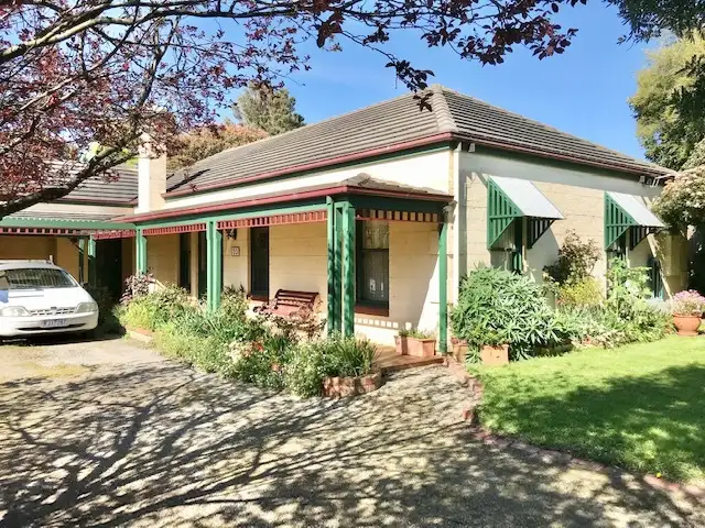 Main view of Homely house listing, 10 Elaine Court, Somerville VIC 3912