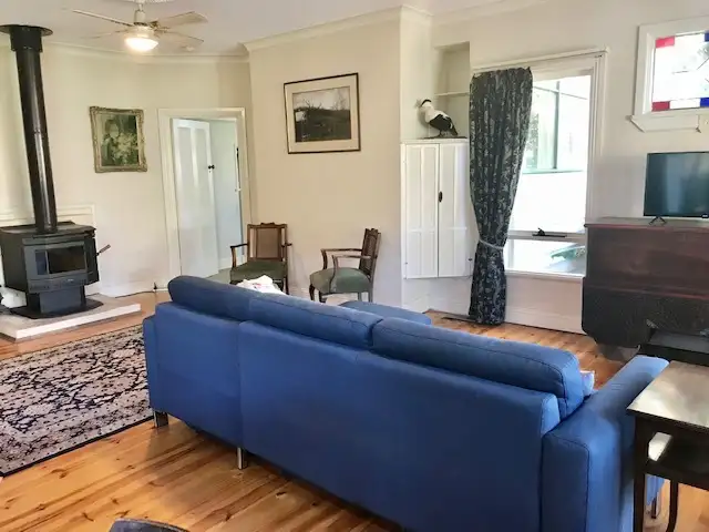 Fifth view of Homely house listing, 10 Elaine Court, Somerville VIC 3912