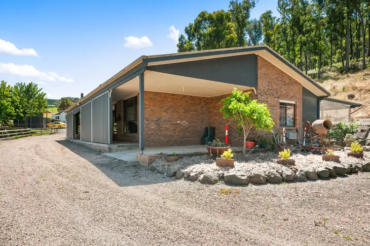 275 Whitelaws Track, Devon North VIC 3971