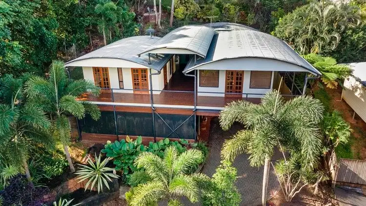 276 Robert Road, Bentley Park QLD 4869