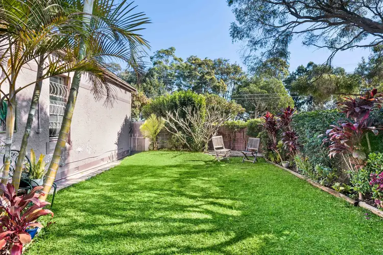 72 Unwins Bridge Road, St Peters NSW 2044