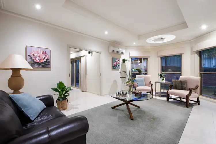 Sixth view of Homely house listing, 5 Adelle Court, Strathdale VIC 3550