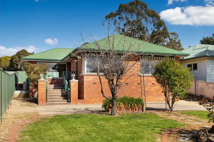 14 Baird Street, Castlemaine VIC 3450