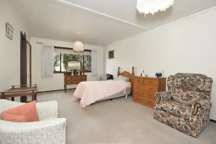 Fifth view of Homely house listing, 1 Eucalypt Court, Ararat VIC 3377