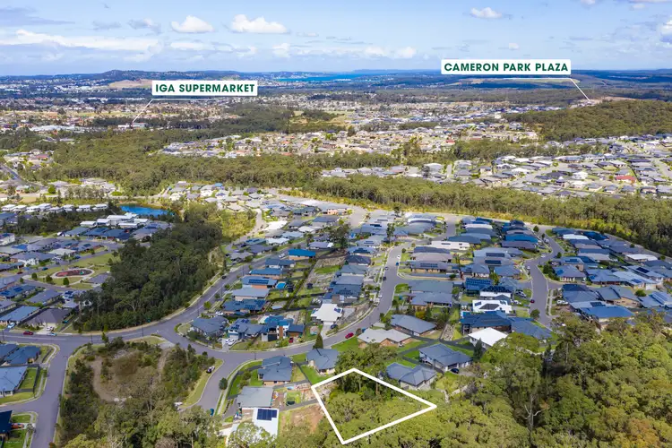 8 Santa Maria Close, Cameron Park NSW 2285