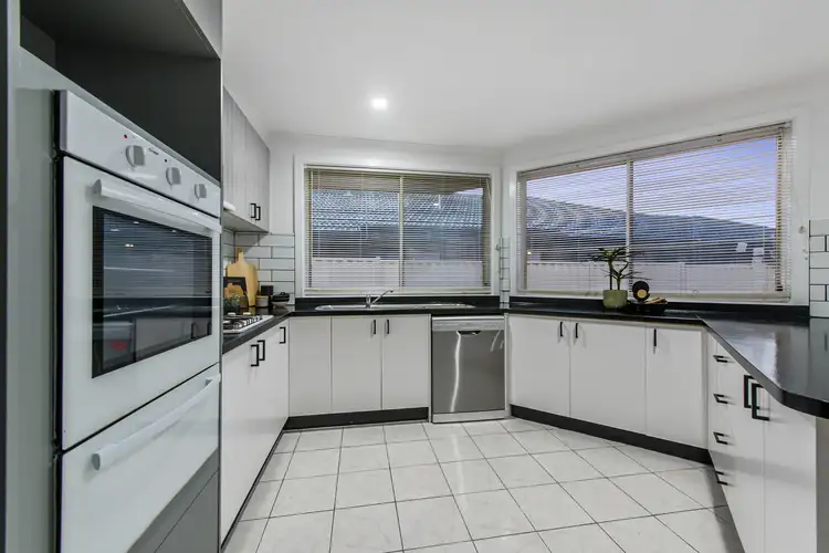 Sixth view of Homely house listing, 4 Bhangoo Court, Sydenham VIC 3037