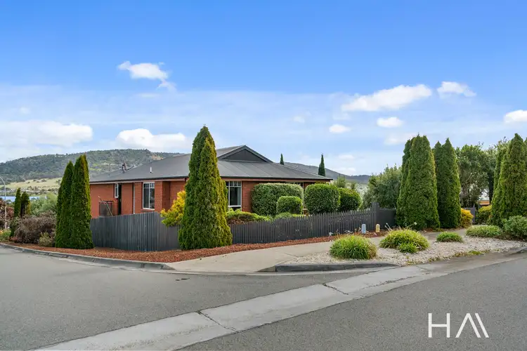 9 Kirabati Road, Midway Point TAS 7171