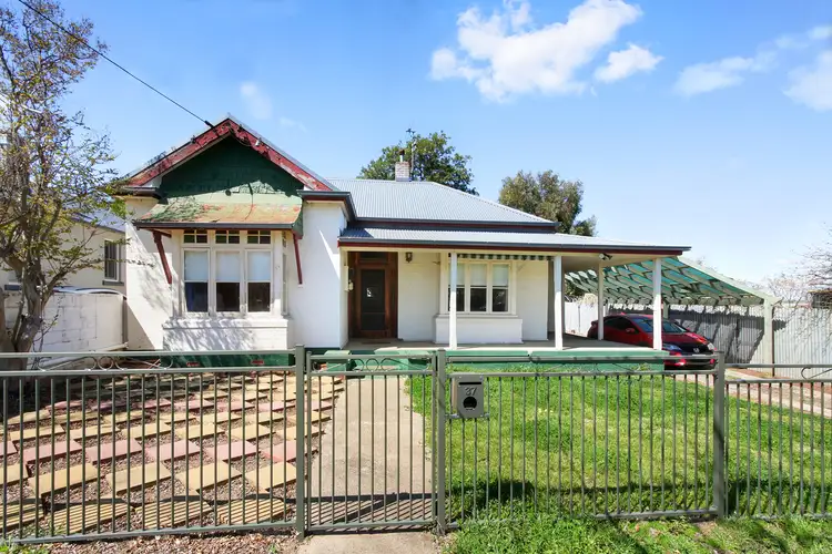 37 White Street, Tamworth NSW 2340