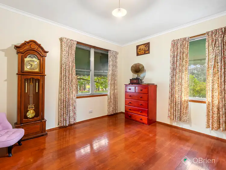 Sixth view of Homely house listing, 1 Rosemary Crescent, Frankston North VIC 3200