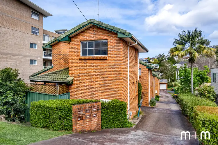 Main view of Homely townhouse listing, 1/27 Staff Street, Wollongong NSW 2500