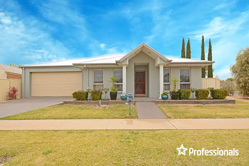 Main view of Homely house listing, 10 Barraclough Way, Mildura VIC 3500