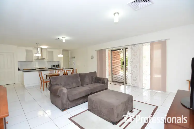 Fifth view of Homely house listing, 10 Barraclough Way, Mildura VIC 3500
