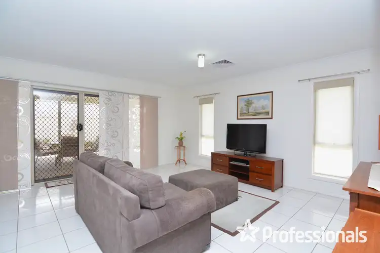 Sixth view of Homely house listing, 10 Barraclough Way, Mildura VIC 3500