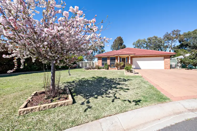 23 Namoi Crescent, Dubbo NSW 2830