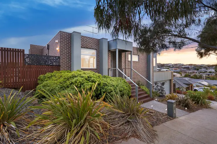 16 Clemont Street, Highton VIC 3216