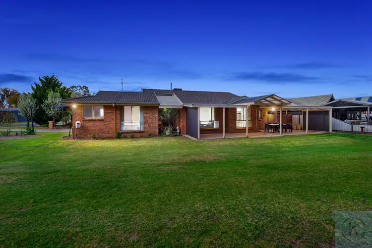 66 Hannah Street, Tocumwal NSW 2714