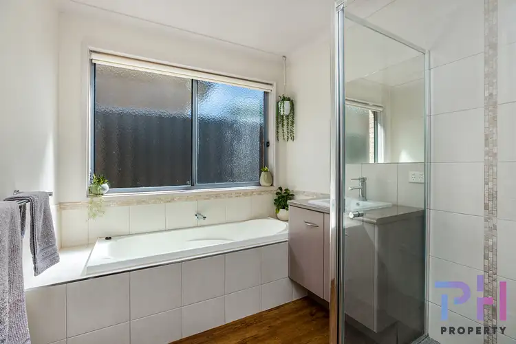 Fifth view of Homely house listing, 8 Kingston Drive, Eaglehawk VIC 3556