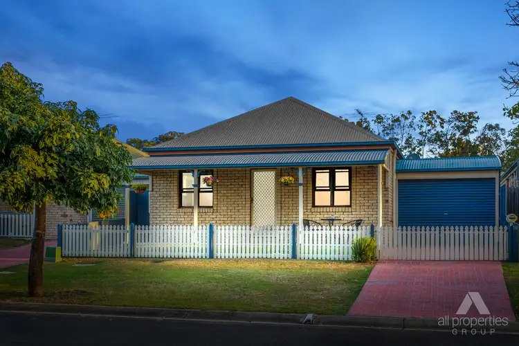 19 Hyde Place, Forest Lake QLD 4078