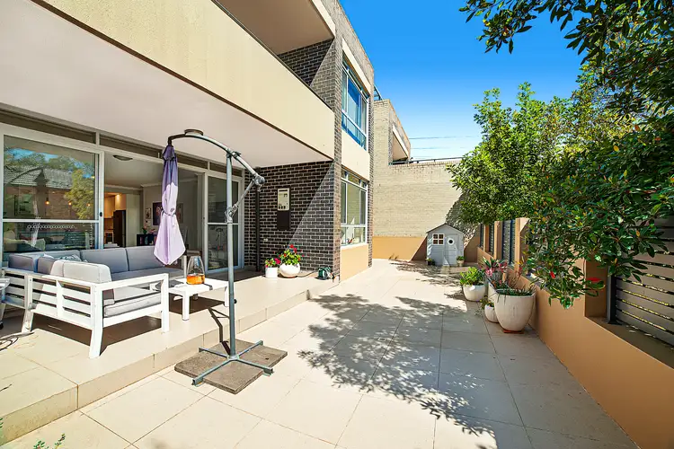 2/7 Harrington Avenue, Castle Hill NSW 2154
