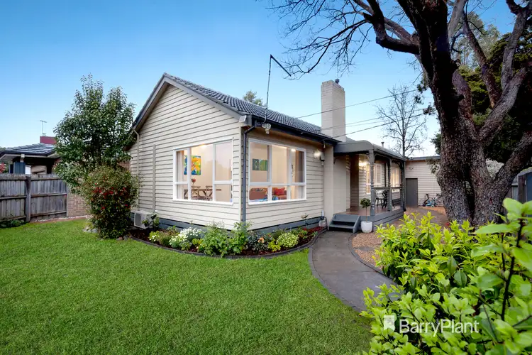 6 Allaware Avenue, Croydon VIC 3136