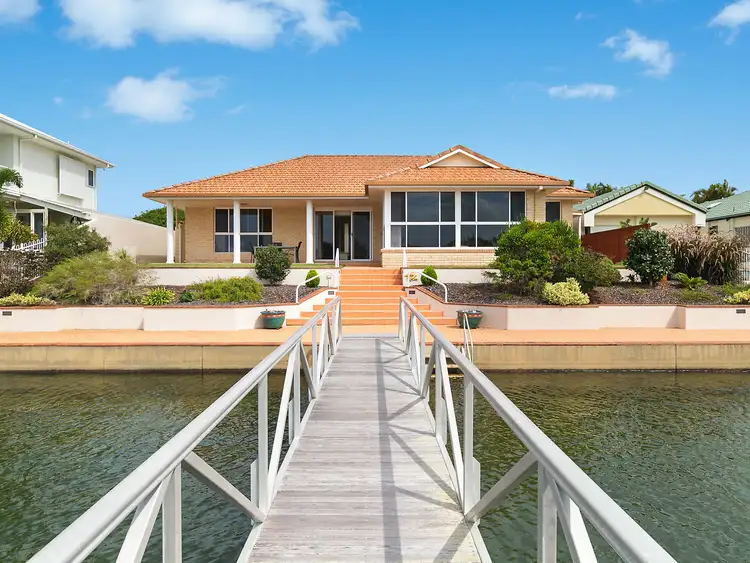 4 Tripcony Crt, Pelican Waters QLD 4551