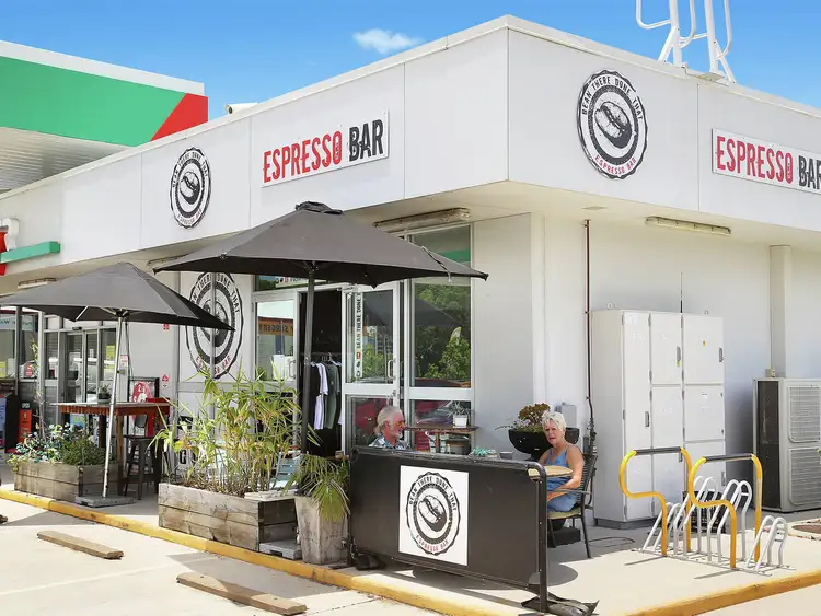 Second view of Homely house listing, 4 Tripcony Crt, Pelican Waters QLD 4551