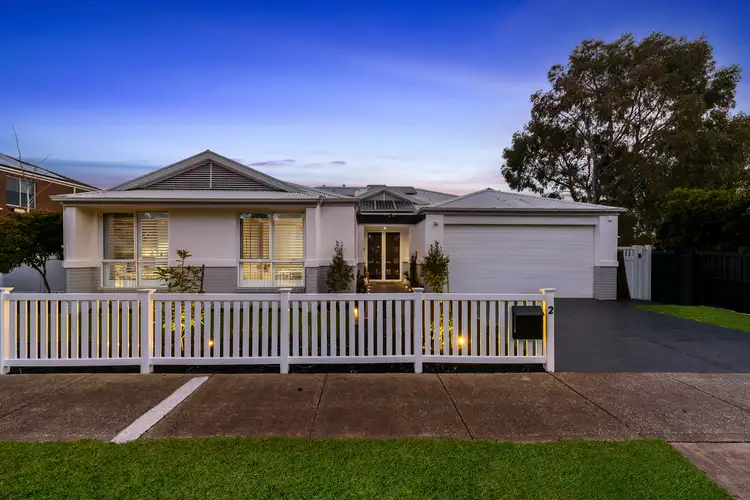 2 Cassan Way, Caroline Springs VIC 3023