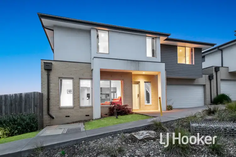 Second view of Homely house listing, 6 Boyd Way, Narre Warren VIC 3805