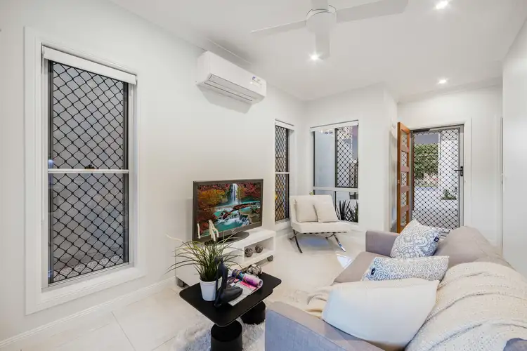 Third view of Homely townhouse listing, 3/165 Stratton Terrace, Manly QLD 4179