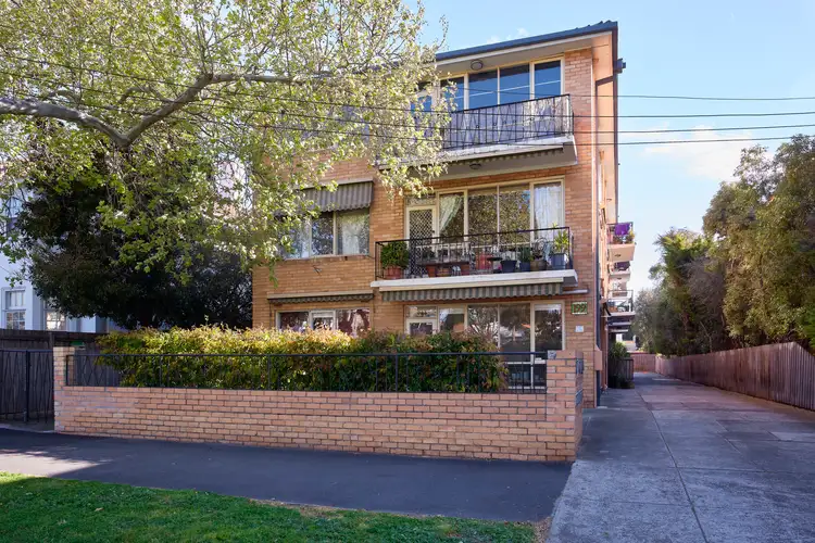 6/199 Brighton Road, Elwood VIC 3184