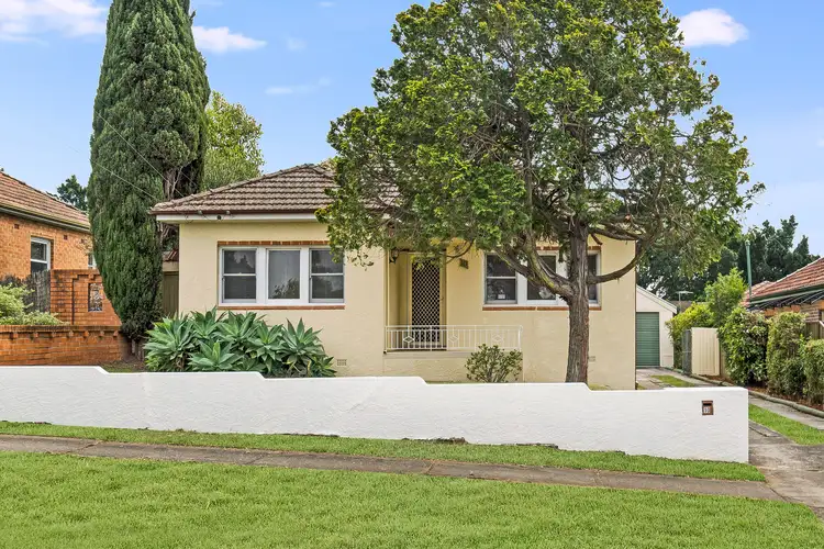 10 Cotswold Street, Westmead NSW 2145