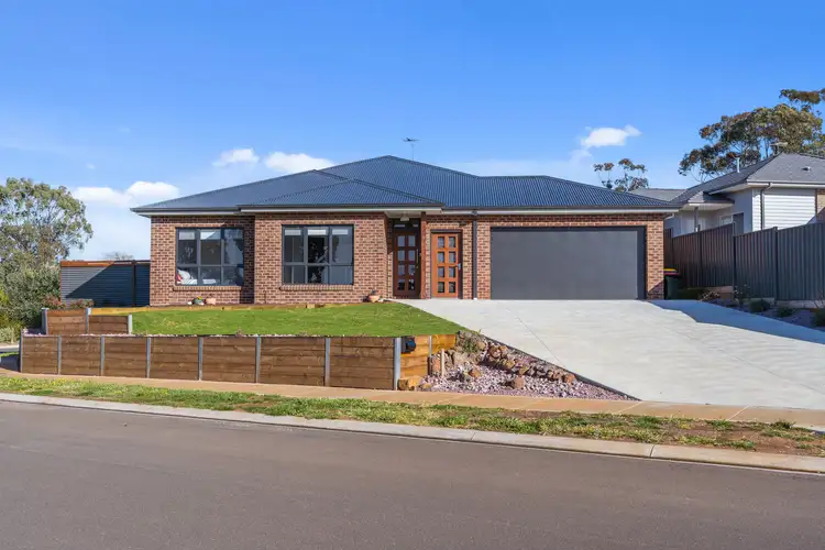9 Pinnacle Court, Bacchus Marsh VIC 3340