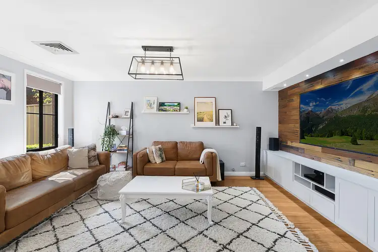 8 Mardy Court, Parklea NSW 2768