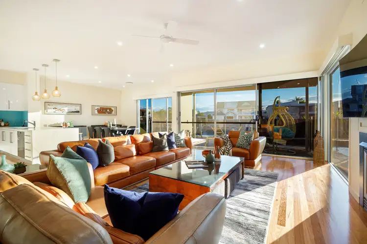 Sixth view of Homely house listing, 4 Seafarer Court, Paradise Waters QLD 4217