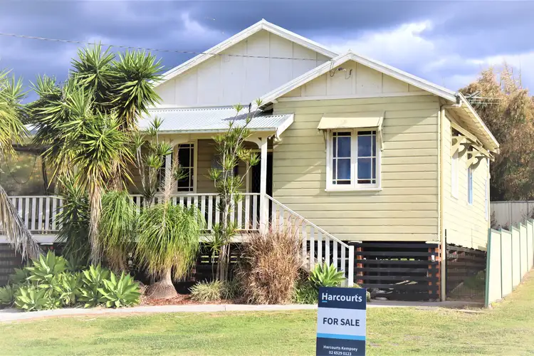 10 Queen Street, Greenhill NSW 2440