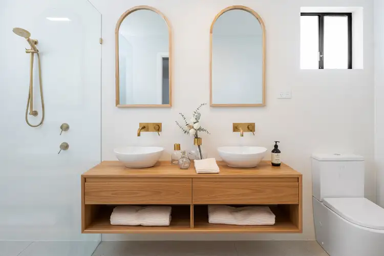 Sixth view of Homely house listing, 10 Curlew Crescent, Burleigh Waters QLD 4220